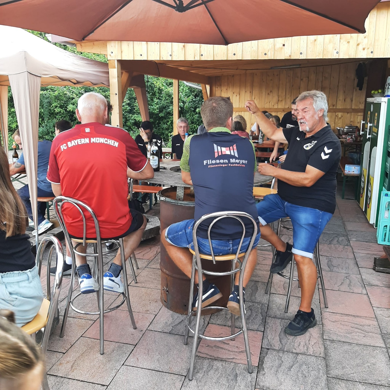 Fachsimpeln am Stehtisch
